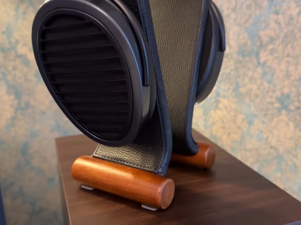 HIFIMAN Arya Stealth Review: A Warm $759 Planar Flagship