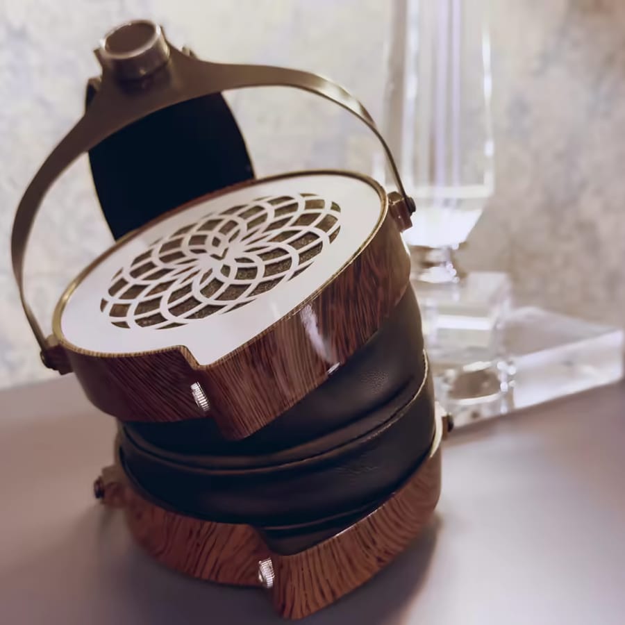 Verum Audio Verum 1 Review: The Planar That's Scared of Treble