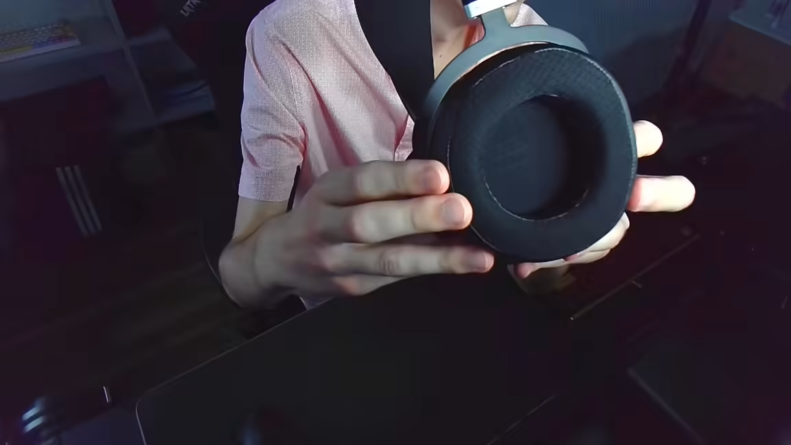 The Sundara Closed-back's three-material hybrid ear pad