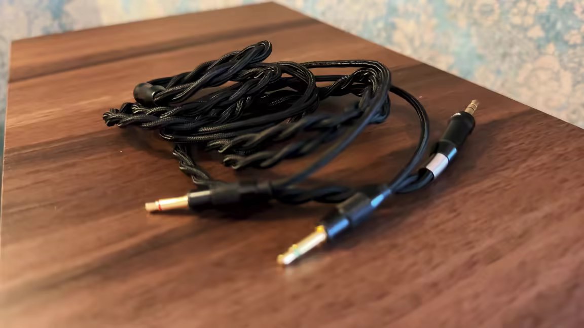 The Sivga Anser's included braided cable and 3.5mm-to-quarter-inch adapter