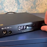 SMSL DL100 headphone amp balanced MQA DAC - left side of a head-to-head comparison with SMSL DO100 PRO
