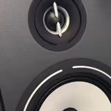 Triangle Borea BR09 floor-standing speakers - right side of a head-to-head comparison with Diora Acoustics Chors 5